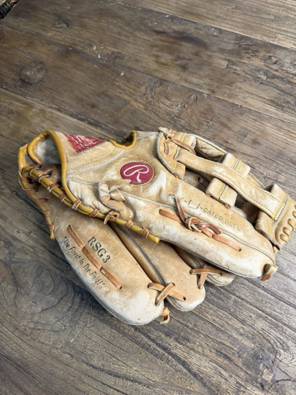 Rawlings RSG3 Softball Glove Brown Outfielder RHT 12" Adult